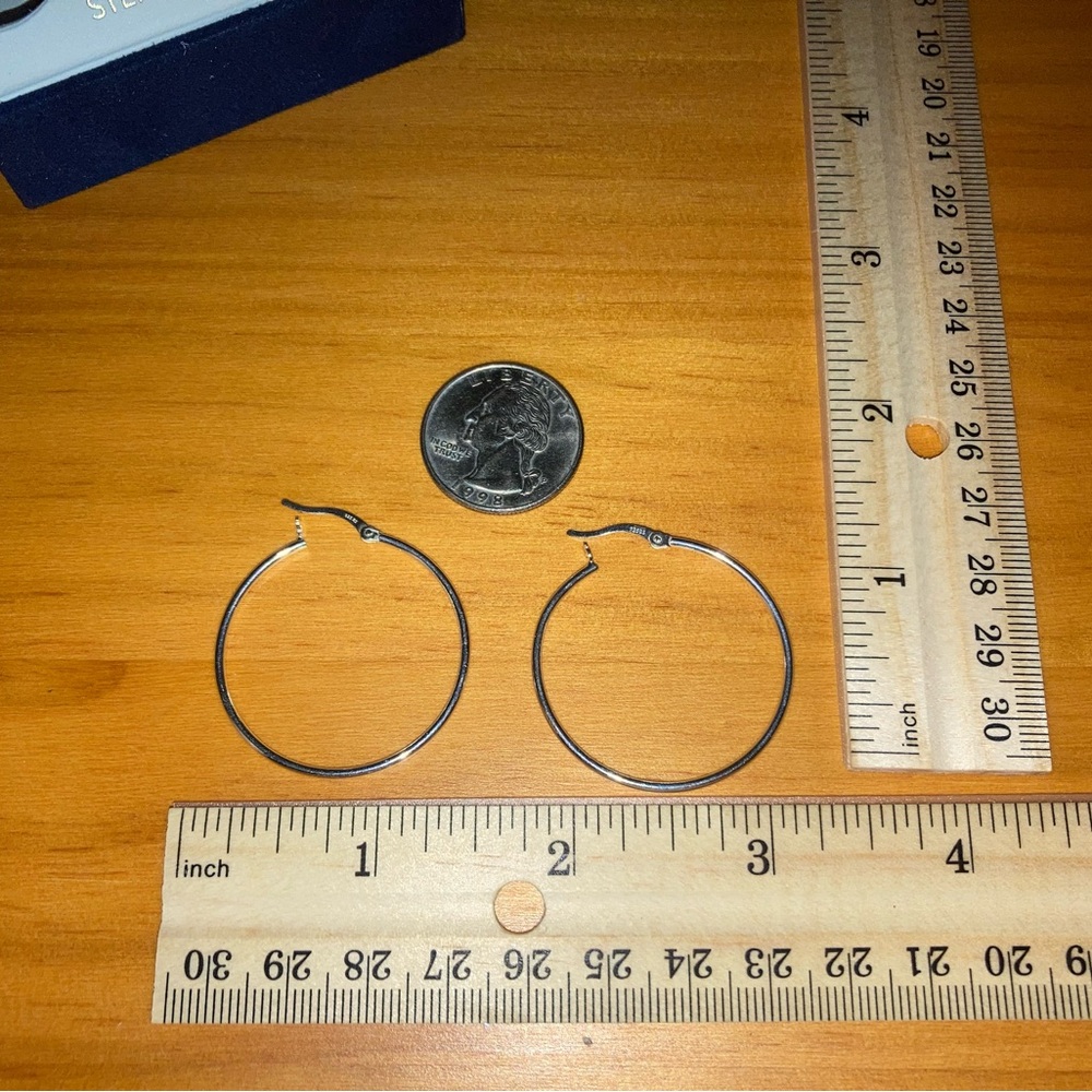 Hoop Earrings - Picture 3 of 3